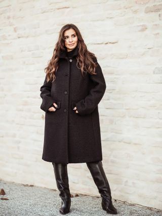 Čokoládová farba 🍫 je už niekoľko rokov absolútnou kráľovnou módnych sezón 👑 — či je jar, leto, jeseň alebo zima 🍂❄️🌸☀️,...